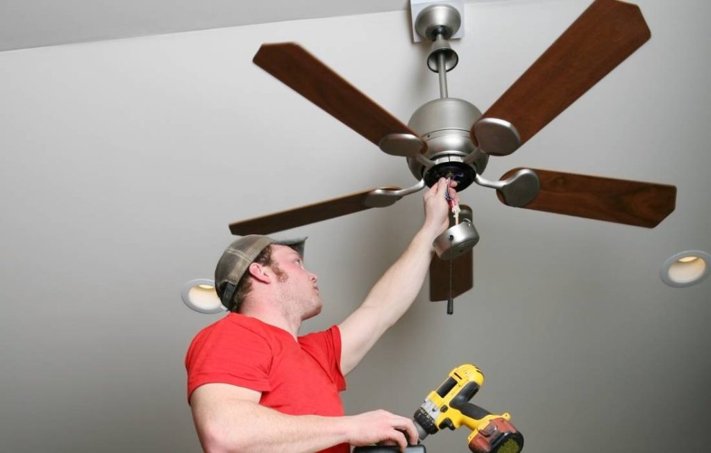 can a handyman install a ceiling fan in texas