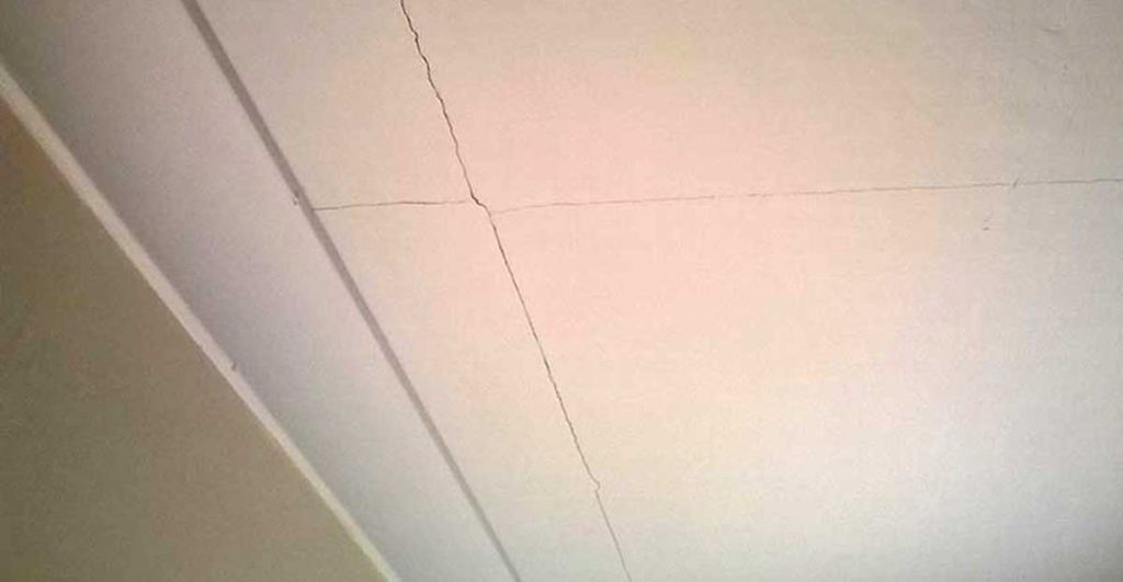 Drywall Crack In Ceiling