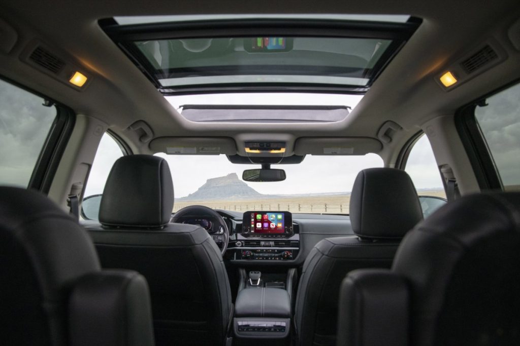 Suv With Ceiling Vents